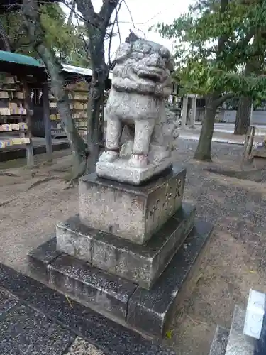 弥栄神社の狛犬