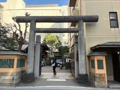 京都大神宮の{uncategorized: "未分類", other: "その他", undefined: "問題あり", building: "その他建物", grave: "お墓", sacred_gate: "鳥居", guardian: "狛犬", statue: "像", buddha: "仏像", history: "歴史", nature: "自然", garden: "庭園", animal: "動物", pagoda: "塔", temizu: "手水舎", mountain_gate: "山門・神門", sanctuary: "本殿・本堂", subordinate: "末社・摂社", art: "芸術", scenery: "景色", jizo: "地蔵", ema: "絵馬", goshuin: "御朱印", omikuji: "おみくじ", items: "授与品その他", amulet: "お守り", goshuincho: "御朱印帳", eats: "食事", festival: "お祭り", votive_dance: "神楽", shichigosan: "七五三参", wedding: "結婚式", experience: "体験その他", initially: "初詣", around: "周辺", anti_infection: "感染症対策"}