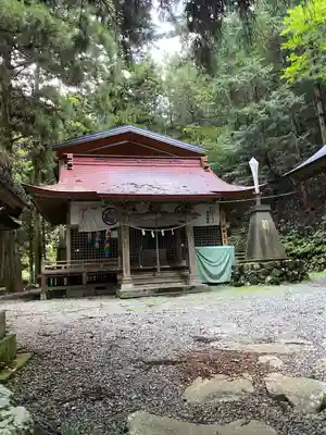 軍刀利神社元社(山梨県)