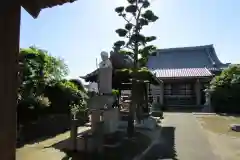 常福寺の本殿