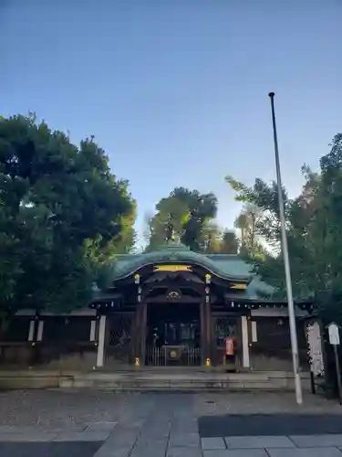 白金氷川神社の本殿