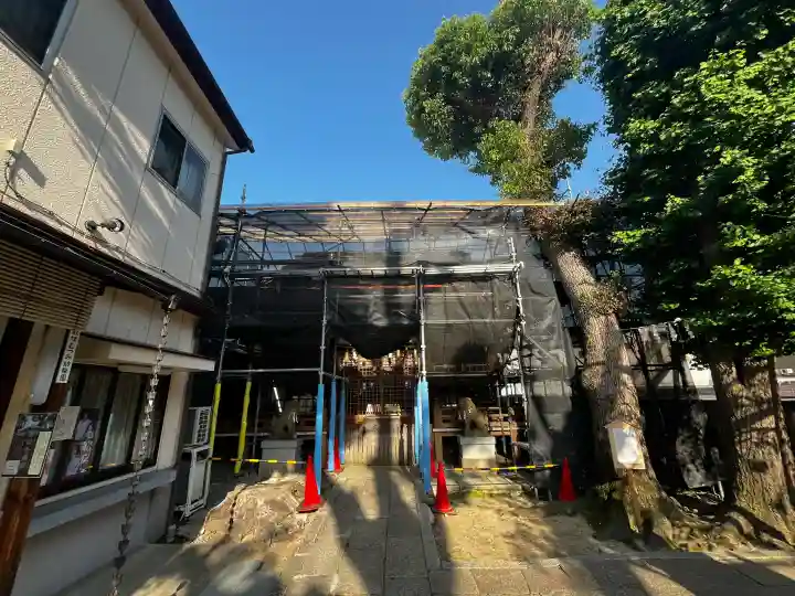 安倍晴明神社(阿倍王子神社境外末社)の{uncategorized: "未分類", other: "その他", undefined: "問題あり", building: "その他建物", grave: "お墓", sacred_gate: "鳥居", guardian: "狛犬", statue: "像", buddha: "仏像", history: "歴史", nature: "自然", garden: "庭園", animal: "動物", pagoda: "塔", temizu: "手水舎", mountain_gate: "山門・神門", sanctuary: "本殿・本堂", subordinate: "末社・摂社", art: "芸術", scenery: "景色", jizo: "地蔵", ema: "絵馬", goshuin: "御朱印", omikuji: "おみくじ", items: "授与品その他", amulet: "お守り", goshuincho: "御朱印帳", eats: "食事", festival: "お祭り", votive_dance: "神楽", shichigosan: "七五三参", wedding: "結婚式", experience: "体験その他", initially: "初詣", around: "周辺", anti_infection: "感染症対策"}