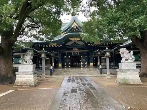 穴八幡宮の本殿・本堂