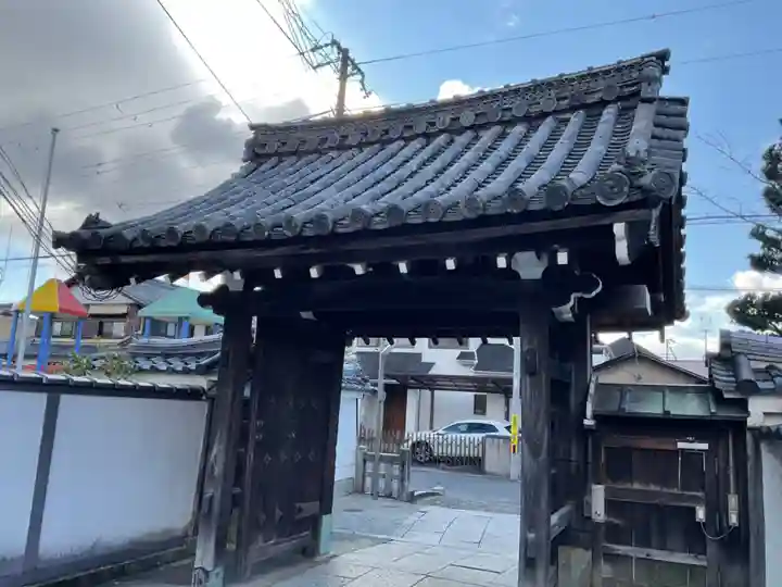 曇華院門跡の山門・神門