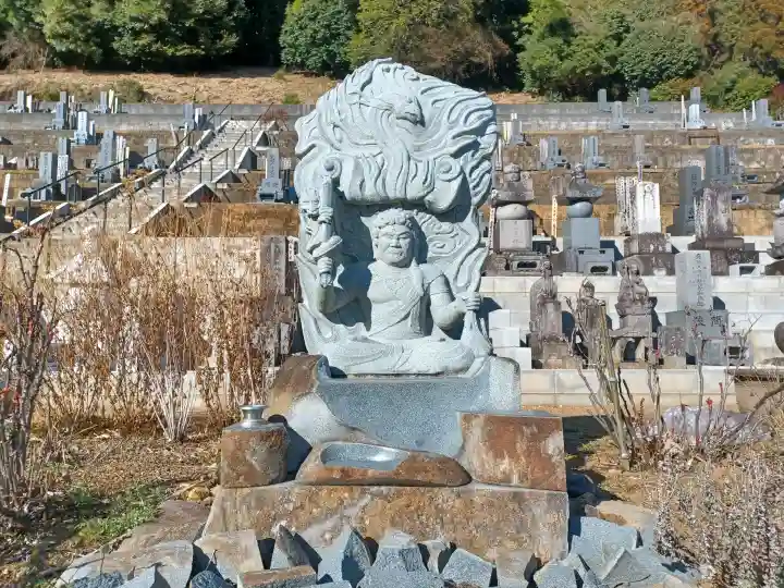 瀧泉寺の{uncategorized: "未分類", other: "その他", undefined: "問題あり", building: "その他建物", grave: "お墓", sacred_gate: "鳥居", guardian: "狛犬", statue: "像", buddha: "仏像", history: "歴史", nature: "自然", garden: "庭園", animal: "動物", pagoda: "塔", temizu: "手水舎", mountain_gate: "山門・神門", sanctuary: "本殿・本堂", subordinate: "末社・摂社", art: "芸術", scenery: "景色", jizo: "地蔵", ema: "絵馬", goshuin: "御朱印", omikuji: "おみくじ", items: "授与品その他", amulet: "お守り", goshuincho: "御朱印帳", eats: "食事", festival: "お祭り", votive_dance: "神楽", shichigosan: "七五三参", wedding: "結婚式", experience: "体験その他", initially: "初詣", around: "周辺", anti_infection: "感染症対策"}