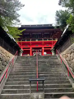 六所神社の山門・神門