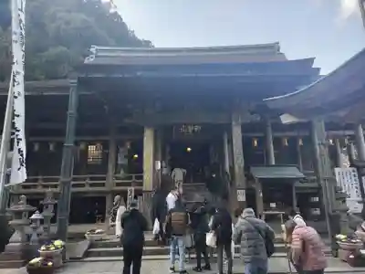 青岸渡寺の本殿・本堂
