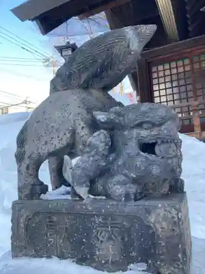 北海道神宮頓宮の狛犬