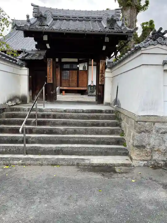正光寺の山門・神門