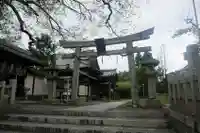 新熊野神社の鳥居
