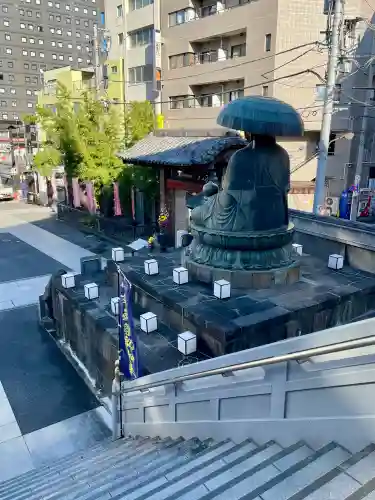 眞性寺の{uncategorized: "未分類", other: "その他", undefined: "問題あり", building: "その他建物", grave: "お墓", sacred_gate: "鳥居", guardian: "狛犬", statue: "像", buddha: "仏像", history: "歴史", nature: "自然", garden: "庭園", animal: "動物", pagoda: "塔", temizu: "手水舎", mountain_gate: "山門・神門", sanctuary: "本殿・本堂", subordinate: "末社・摂社", art: "芸術", scenery: "景色", jizo: "地蔵", ema: "絵馬", goshuin: "御朱印", omikuji: "おみくじ", items: "授与品その他", amulet: "お守り", goshuincho: "御朱印帳", eats: "食事", festival: "お祭り", votive_dance: "神楽", shichigosan: "七五三参", wedding: "結婚式", experience: "体験その他", initially: "初詣", around: "周辺", anti_infection: "感染症対策"}