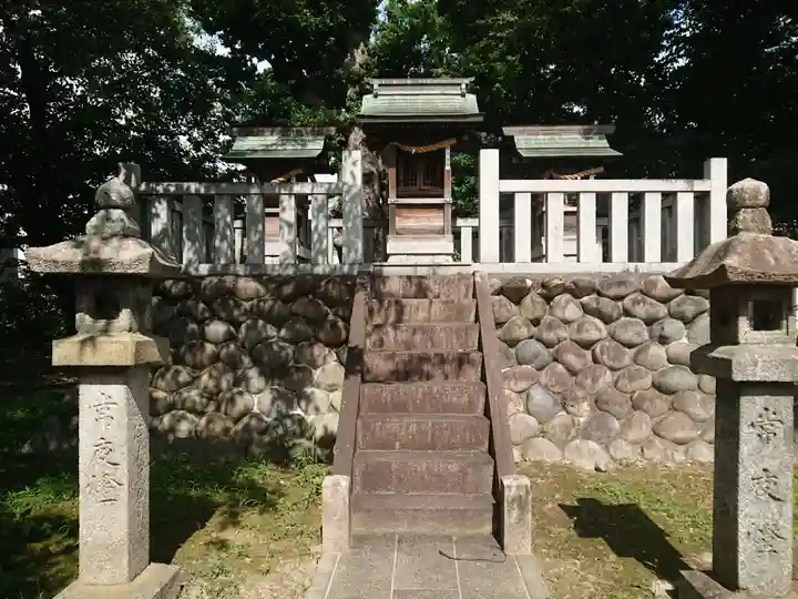 稲荷社(上条)の本殿・本堂