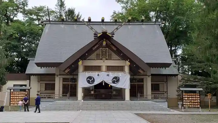 帯廣神社の本殿・本堂