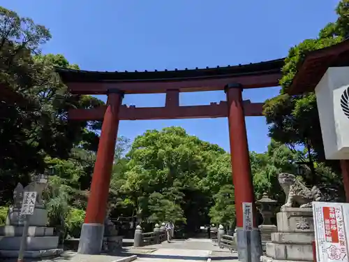 平塚八幡宮の鳥居