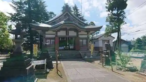 新川神社の本殿・本堂