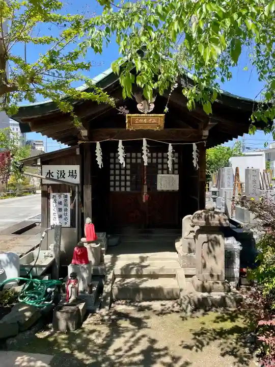 善立寺の{uncategorized: "未分類", other: "その他", undefined: "問題あり", building: "その他建物", grave: "お墓", sacred_gate: "鳥居", guardian: "狛犬", statue: "像", buddha: "仏像", history: "歴史", nature: "自然", garden: "庭園", animal: "動物", pagoda: "塔", temizu: "手水舎", mountain_gate: "山門・神門", sanctuary: "本殿・本堂", subordinate: "末社・摂社", art: "芸術", scenery: "景色", jizo: "地蔵", ema: "絵馬", goshuin: "御朱印", omikuji: "おみくじ", items: "授与品その他", amulet: "お守り", goshuincho: "御朱印帳", eats: "食事", festival: "お祭り", votive_dance: "神楽", shichigosan: "七五三参", wedding: "結婚式", experience: "体験その他", initially: "初詣", around: "周辺", anti_infection: "感染症対策"}