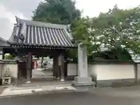 石田寺の山門・神門
