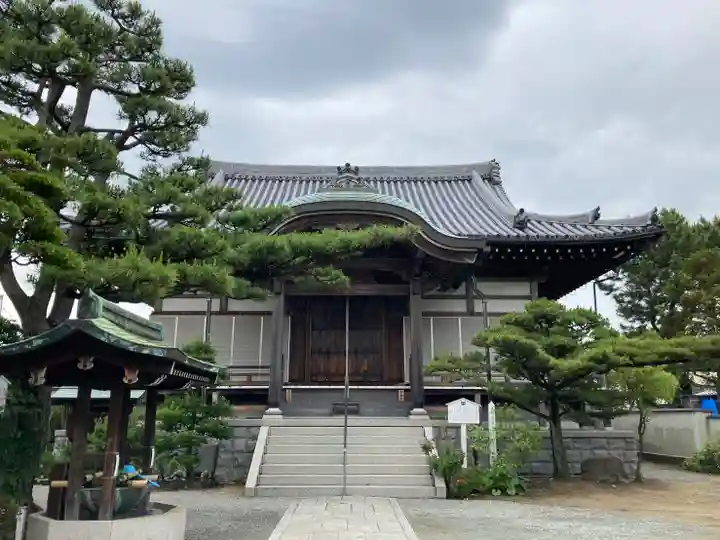 宝蔵寺の本殿・本堂