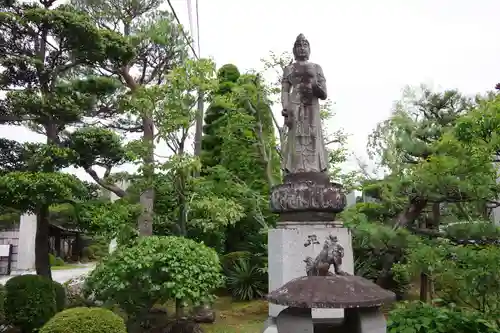 神崎寺(開運水戸不動尊)の仏像