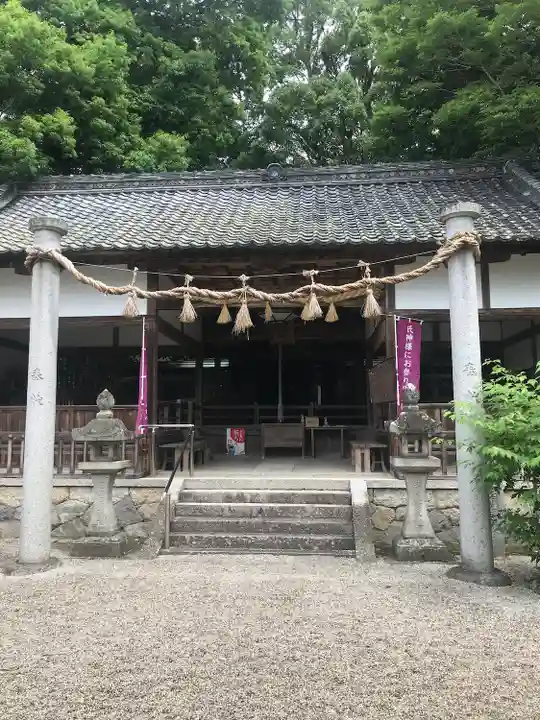 波多岐神社の本殿・本堂