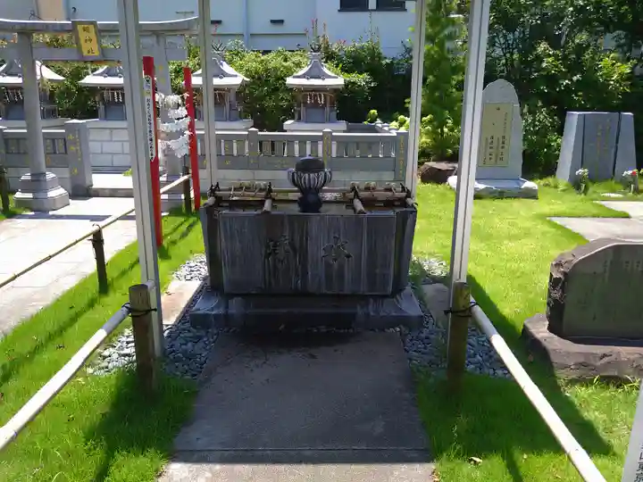 高野山東京別院の手水舎