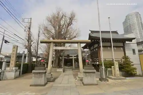 飛木稲荷神社の鳥居