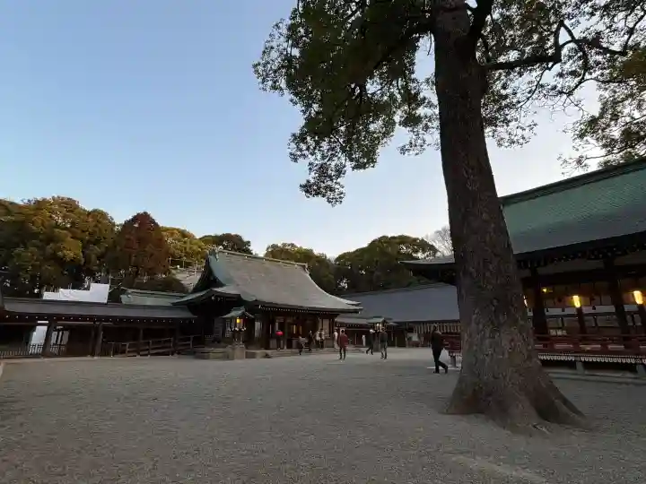 武蔵一宮氷川神社の{uncategorized: "未分類", other: "その他", undefined: "問題あり", building: "その他建物", grave: "お墓", sacred_gate: "鳥居", guardian: "狛犬", statue: "像", buddha: "仏像", history: "歴史", nature: "自然", garden: "庭園", animal: "動物", pagoda: "塔", temizu: "手水舎", mountain_gate: "山門・神門", sanctuary: "本殿・本堂", subordinate: "末社・摂社", art: "芸術", scenery: "景色", jizo: "地蔵", ema: "絵馬", goshuin: "御朱印", omikuji: "おみくじ", items: "授与品その他", amulet: "お守り", goshuincho: "御朱印帳", eats: "食事", festival: "お祭り", votive_dance: "神楽", shichigosan: "七五三参", wedding: "結婚式", experience: "体験その他", initially: "初詣", around: "周辺", anti_infection: "感染症対策"}