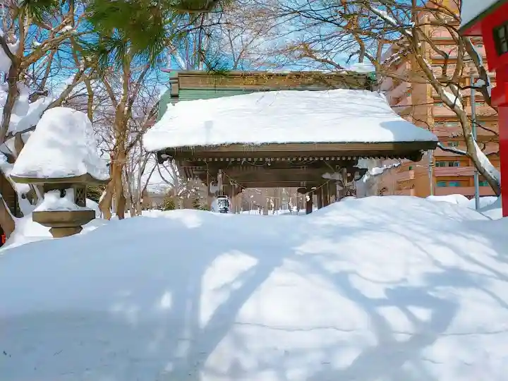 彌彦神社 (伊夜日子神社)の手水舎