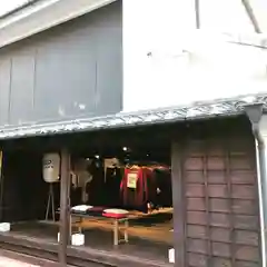 信行寺の周辺