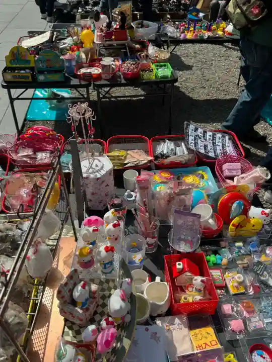 大須観音 (北野山真福寺宝生院)の{uncategorized: "未分類", other: "その他", undefined: "問題あり", building: "その他建物", grave: "お墓", sacred_gate: "鳥居", guardian: "狛犬", statue: "像", buddha: "仏像", history: "歴史", nature: "自然", garden: "庭園", animal: "動物", pagoda: "塔", temizu: "手水舎", mountain_gate: "山門・神門", sanctuary: "本殿・本堂", subordinate: "末社・摂社", art: "芸術", scenery: "景色", jizo: "地蔵", ema: "絵馬", goshuin: "御朱印", omikuji: "おみくじ", items: "授与品その他", amulet: "お守り", goshuincho: "御朱印帳", eats: "食事", festival: "お祭り", votive_dance: "神楽", shichigosan: "七五三参", wedding: "結婚式", experience: "体験その他", initially: "初詣", around: "周辺", anti_infection: "感染症対策"}