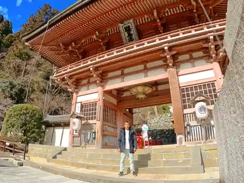 鞍馬寺の山門