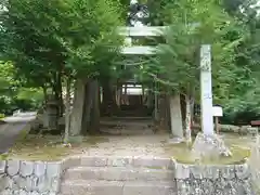 石座神社の鳥居