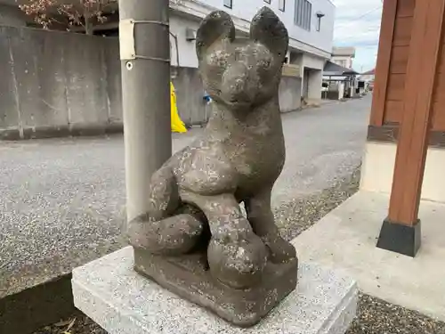 稲荷神社の狛犬