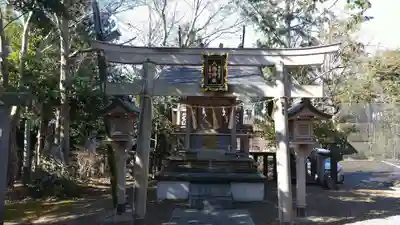 鳥屋神社の末社・摂社