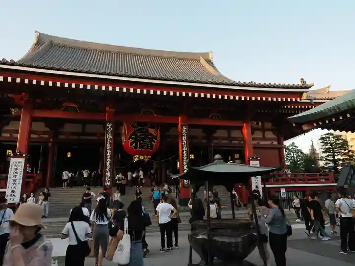 浅草寺の本殿・本堂