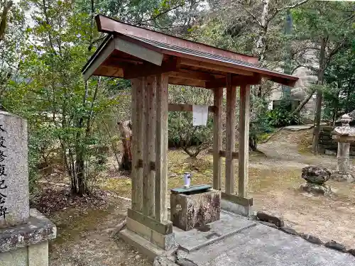 巨田神社の手水