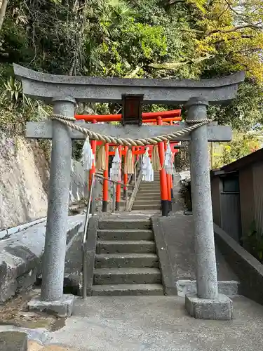 正一位稲荷大神の鳥居