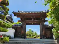 月照寺の山門・神門