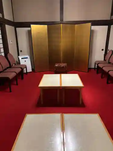 東京大神宮の{uncategorized: "未分類", other: "その他", undefined: "問題あり", building: "その他建物", grave: "お墓", sacred_gate: "鳥居", guardian: "狛犬", statue: "像", buddha: "仏像", history: "歴史", nature: "自然", garden: "庭園", animal: "動物", pagoda: "塔", temizu: "手水舎", mountain_gate: "山門・神門", sanctuary: "本殿・本堂", subordinate: "末社・摂社", art: "芸術", scenery: "景色", jizo: "地蔵", ema: "絵馬", goshuin: "御朱印", omikuji: "おみくじ", items: "授与品その他", amulet: "お守り", goshuincho: "御朱印帳", eats: "食事", festival: "お祭り", votive_dance: "神楽", shichigosan: "七五三参", wedding: "結婚式", experience: "体験その他", initially: "初詣", around: "周辺", anti_infection: "感染症対策"}