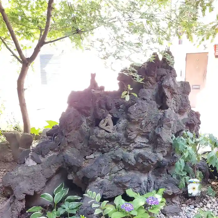 五十稲荷神社(栄寿稲荷神社)のその他建物