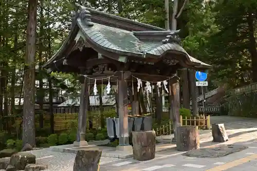 諏訪大社下社秋宮(長野県)