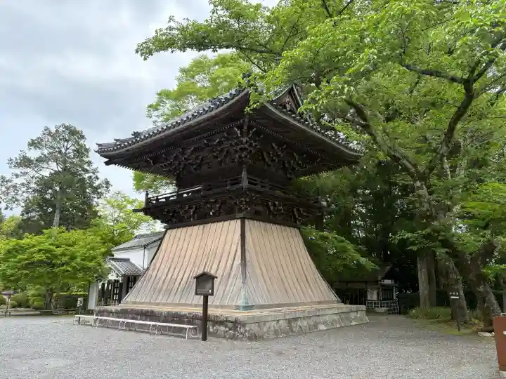 西教寺の{uncategorized: "未分類", other: "その他", undefined: "問題あり", building: "その他建物", grave: "お墓", sacred_gate: "鳥居", guardian: "狛犬", statue: "像", buddha: "仏像", history: "歴史", nature: "自然", garden: "庭園", animal: "動物", pagoda: "塔", temizu: "手水舎", mountain_gate: "山門・神門", sanctuary: "本殿・本堂", subordinate: "末社・摂社", art: "芸術", scenery: "景色", jizo: "地蔵", ema: "絵馬", goshuin: "御朱印", omikuji: "おみくじ", items: "授与品その他", amulet: "お守り", goshuincho: "御朱印帳", eats: "食事", festival: "お祭り", votive_dance: "神楽", shichigosan: "七五三参", wedding: "結婚式", experience: "体験その他", initially: "初詣", around: "周辺", anti_infection: "感染症対策"}