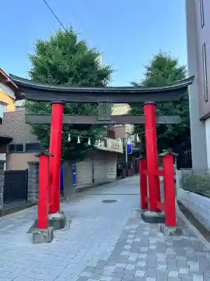 鳩ヶ谷氷川神社の{uncategorized: "未分類", other: "その他", undefined: "問題あり", building: "その他建物", grave: "お墓", sacred_gate: "鳥居", guardian: "狛犬", statue: "像", buddha: "仏像", history: "歴史", nature: "自然", garden: "庭園", animal: "動物", pagoda: "塔", temizu: "手水舎", mountain_gate: "山門・神門", sanctuary: "本殿・本堂", subordinate: "末社・摂社", art: "芸術", scenery: "景色", jizo: "地蔵", ema: "絵馬", goshuin: "御朱印", omikuji: "おみくじ", items: "授与品その他", amulet: "お守り", goshuincho: "御朱印帳", eats: "食事", festival: "お祭り", votive_dance: "神楽", shichigosan: "七五三参", wedding: "結婚式", experience: "体験その他", initially: "初詣", around: "周辺", anti_infection: "感染症対策"}