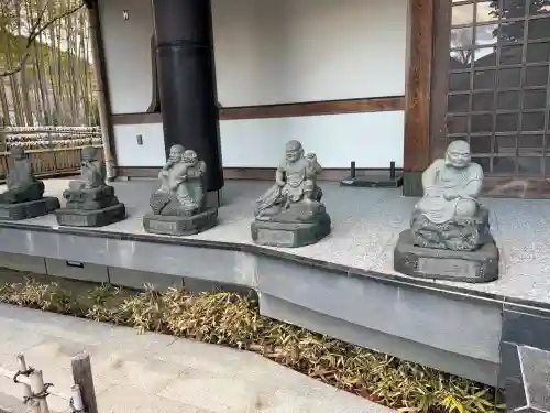 修禅寺の{uncategorized: "未分類", other: "その他", undefined: "問題あり", building: "その他建物", grave: "お墓", sacred_gate: "鳥居", guardian: "狛犬", statue: "像", buddha: "仏像", history: "歴史", nature: "自然", garden: "庭園", animal: "動物", pagoda: "塔", temizu: "手水舎", mountain_gate: "山門・神門", sanctuary: "本殿・本堂", subordinate: "末社・摂社", art: "芸術", scenery: "景色", jizo: "地蔵", ema: "絵馬", goshuin: "御朱印", omikuji: "おみくじ", items: "授与品その他", amulet: "お守り", goshuincho: "御朱印帳", eats: "食事", festival: "お祭り", votive_dance: "神楽", shichigosan: "七五三参", wedding: "結婚式", experience: "体験その他", initially: "初詣", around: "周辺", anti_infection: "感染症対策"}