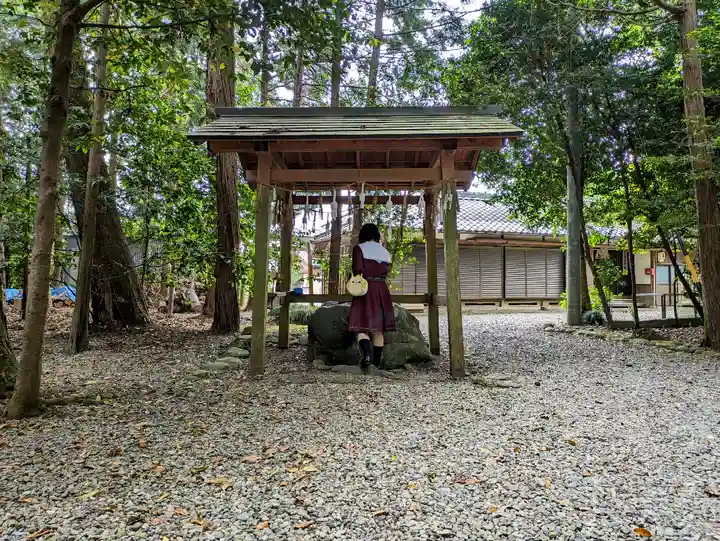 下外城田神社の手水舎