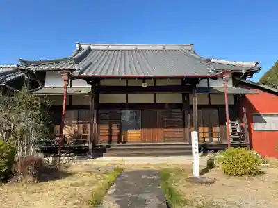 本宗寺の{uncategorized: "未分類", other: "その他", undefined: "問題あり", building: "その他建物", grave: "お墓", sacred_gate: "鳥居", guardian: "狛犬", statue: "像", buddha: "仏像", history: "歴史", nature: "自然", garden: "庭園", animal: "動物", pagoda: "塔", temizu: "手水舎", mountain_gate: "山門・神門", sanctuary: "本殿・本堂", subordinate: "末社・摂社", art: "芸術", scenery: "景色", jizo: "地蔵", ema: "絵馬", goshuin: "御朱印", omikuji: "おみくじ", items: "授与品その他", amulet: "お守り", goshuincho: "御朱印帳", eats: "食事", festival: "お祭り", votive_dance: "神楽", shichigosan: "七五三参", wedding: "結婚式", experience: "体験その他", initially: "初詣", around: "周辺", anti_infection: "感染症対策"}