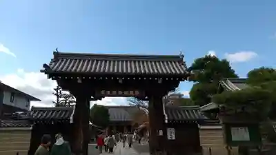 壬生寺の山門・神門