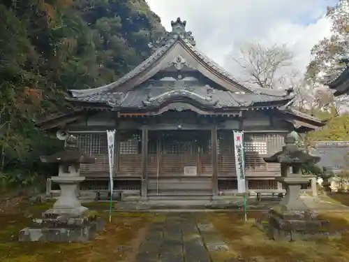 円興寺の本殿・本堂