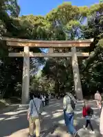 明治神宮の{uncategorized: "未分類", other: "その他", undefined: "問題あり", building: "その他建物", grave: "お墓", sacred_gate: "鳥居", guardian: "狛犬", statue: "像", buddha: "仏像", history: "歴史", nature: "自然", garden: "庭園", animal: "動物", pagoda: "塔", temizu: "手水舎", mountain_gate: "山門・神門", sanctuary: "本殿・本堂", subordinate: "末社・摂社", art: "芸術", scenery: "景色", jizo: "地蔵", ema: "絵馬", goshuin: "御朱印", omikuji: "おみくじ", items: "授与品その他", amulet: "お守り", goshuincho: "御朱印帳", eats: "食事", festival: "お祭り", votive_dance: "神楽", shichigosan: "七五三参", wedding: "結婚式", experience: "体験その他", initially: "初詣", around: "周辺", anti_infection: "感染症対策"}