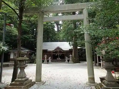 御杖神社の鳥居